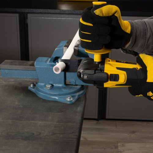 Многофункциональный инструмент аккумуляторный MTL-IB-18-0, Li-Ion, 18 В Denzel по ценам производителя в Москве с доставкой по всей России