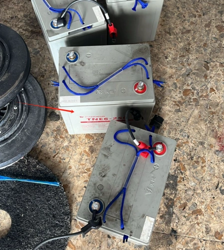 Набор аккумуляторов (GEL) 6/220 В/Ач (330х160х220 х 4шт)  для COMFORT 100 купить в Москве с доставкой по всей России | ProtosMarket.ru