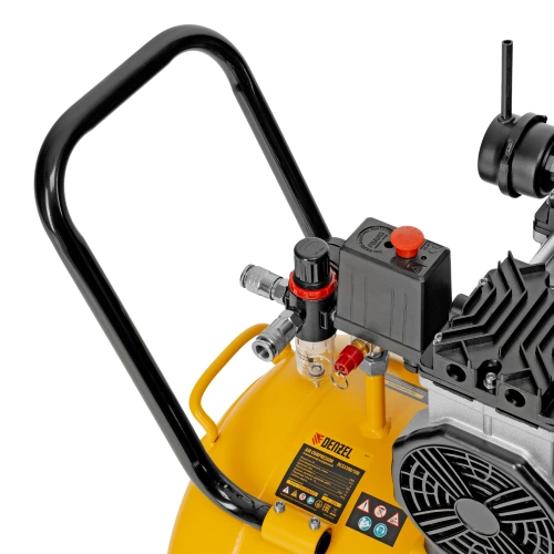 Компрессор безмасляный, малошумный DLS 3300/100, 3300 Вт,3x1100, 100 л, 570 л/мин ,блок управления Denzel по ценам производителя в Москве с доставкой по всей России