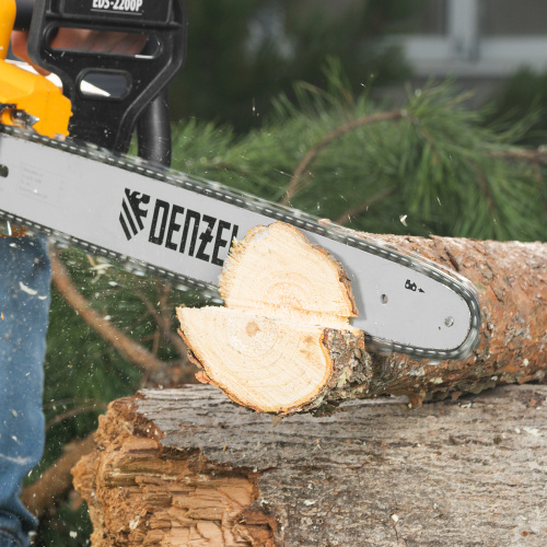 Пила цепная электрическая EDS-2200P, 2.2 кВт,поперечная, шина 45 см, шаг 3/8, паз 1.3 мм, 63 звена Denzel по ценам производителя в Москве с доставкой по всей России