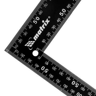 Угольник, 200 х 300 мм, цельнометаллический Matrix по ценам производителя в Москве с доставкой по всей России