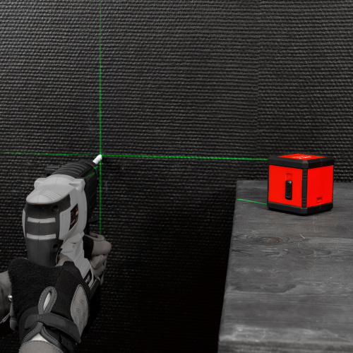 Лазерный уровень XQB GREEN Basic SET, 20 м, зеленый луч, батарейки, резьба 1/4" MTX по ценам производителя в Москве с доставкой по всей России