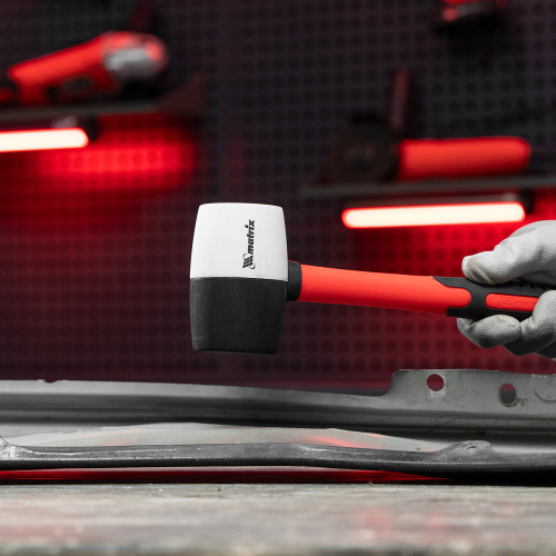 Киянка резиновая, 450 г, черно-белая резина, фибергласовая рукоятка Matrix по ценам производителя в Москве с доставкой по всей России