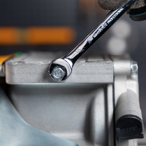 Набор ключей комбинированных, трещеточных шарнирных 8 шт Matrix по ценам производителя в Москве с доставкой по всей России