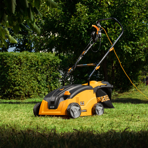 Скарификатор-аэратор  электрический SAE-1500, 1500 Вт, -11/+5 мм, 32 cм Denzel по ценам производителя в Москве с доставкой по всей России