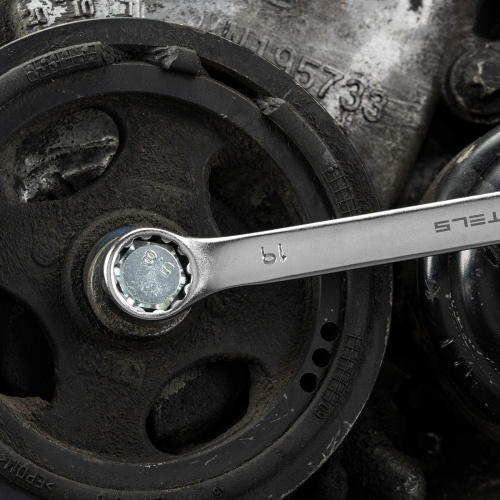 Набор ключей комбинированных, 8-19 мм, 8 шт, CrV, матовый хром Stels по ценам производителя в Москве с доставкой по всей России