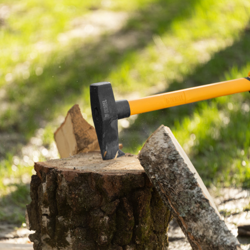 Колун-кувалда 3000 г, кованая, фибергласовая  рукоятка c TPR покрытием, 880 мм Denzel по ценам производителя в Москве с доставкой по всей России