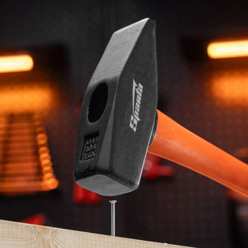 Молоток слесарный, 1500 г, фибергласовая обрезиненная рукоятка Sparta по ценам производителя в Москве с доставкой по всей России