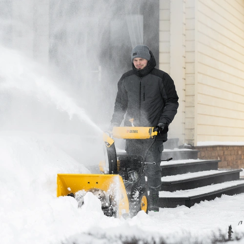 Гибридная снегоуборочная машина с функц. подметания SWB-600, 212 сс, руч. старт, 2 насадки Denzel по ценам производителя в Москве с доставкой по всей России