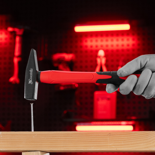 Молоток слесарный optimal, 400 г, фибергласовая обрезиненная рукоятка, квадратный боек Matrix по ценам производителя в Москве с доставкой по всей России