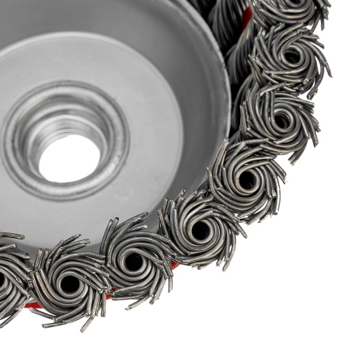 Щетка для УШМ, 100 мм, М14, "чашка", крученая проволока 0.8 мм Matrix по ценам производителя в Москве с доставкой по всей России