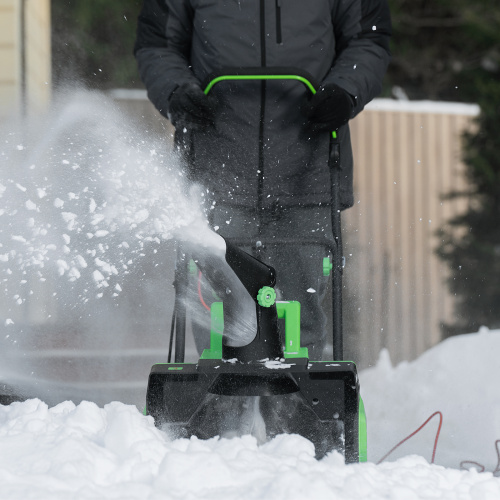 Снегоуборочная машина электрическая ЭСБ-2000, 2 кВт Сибртех по ценам производителя в Москве с доставкой по всей России