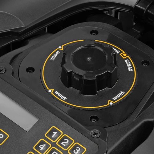 Робот-газонокосилка Grass Master 1000  1000м², 3Ач, 28V, LCD дисплей, Wi-Fi Denzel по ценам производителя в Москве с доставкой по всей России