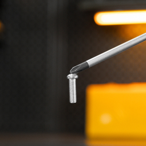 Отвертка, PH2х150 мм, S2, 3к рукоятка Denzel по ценам производителя в Москве с доставкой по всей России