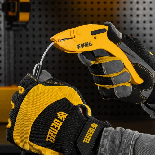 Щипцы для зачистки электропроводов, сечением 0,2-6 мм2, функция обрезания проводов Denzel по ценам производителя в Москве с доставкой по всей России