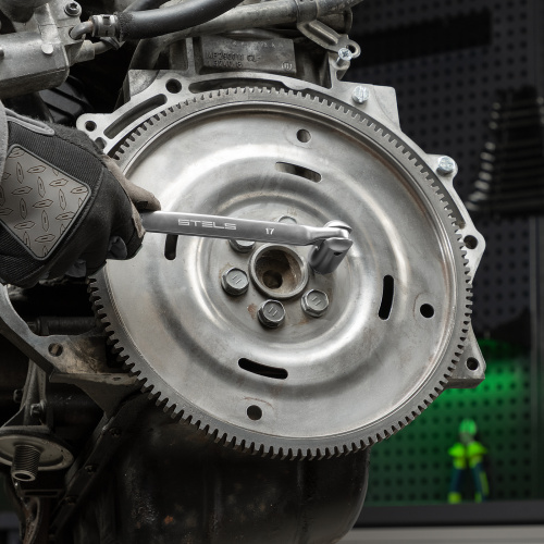 Набор ключей шарнирных CrV 8 шт, Stels по ценам производителя в Москве с доставкой по всей России