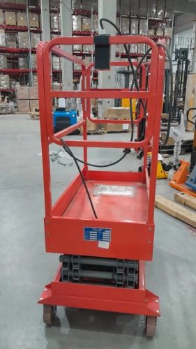 Подъемник ножничный передвижной аккумуляторный 500 кг, 12/14 м, 24/85 В/Ач TOR SJY-0,5-12 DC по ценам производителя в Москве с доставкой по всей России