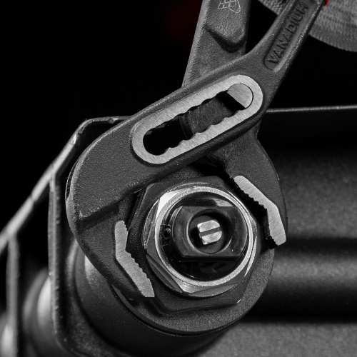 Клещи переставные 180 мм, хром-ванадий, обливные рукоятки Matrix по ценам производителя в Москве с доставкой по всей России