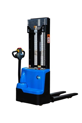 Штабелер самоходный 1,5 т 3,0 м TOR WS15H-3000SC PRO 24/105 В/Ач контр. скорости подъема по ценам производителя в Москве с доставкой по всей России