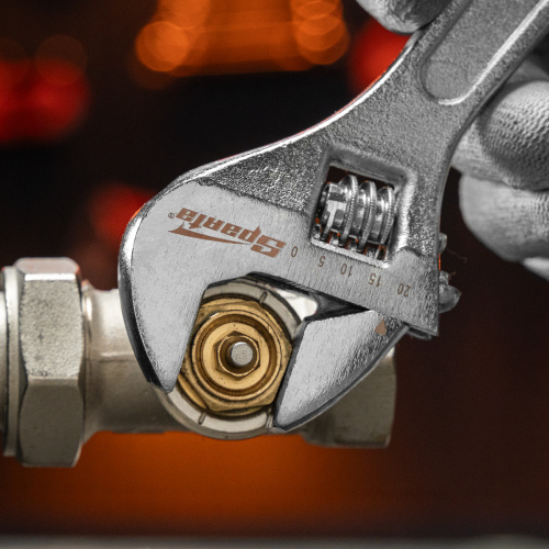 Ключ разводной, 200 мм, хромированный Sparta по ценам производителя в Москве с доставкой по всей России