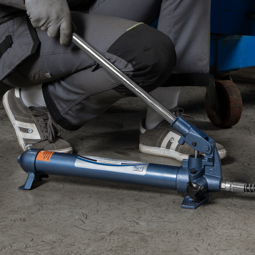 Растяжка гидравлическая, 10 т, набор из 17 предметов, 7 сменных насадок, в металлическом кейсе Stels по ценам производителя в Москве с доставкой по всей России