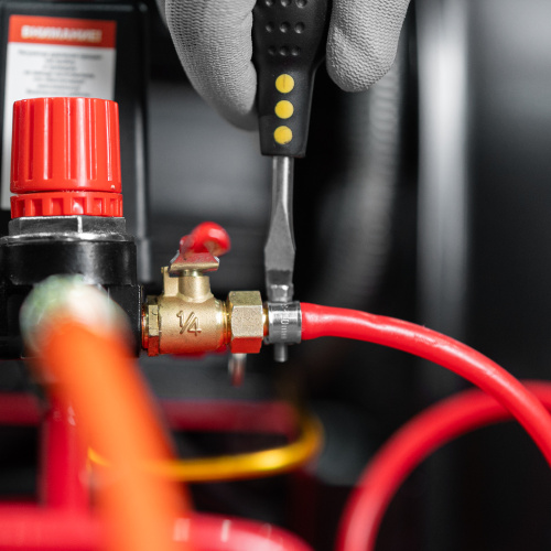 Компрессор воздушный ременный привод КР2500/80, 2,5 кВт, 80 литров, 420 л/мин МТХ по ценам производителя в Москве с доставкой по всей России