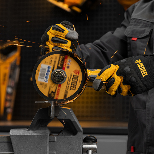 Пневматическая углошлифовальная машина AG125, 11000 об/мин, 125 мм, 186 л/мин Denzel по ценам производителя в Москве с доставкой по всей России