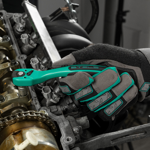 Набор инструментов 1/2", 1/4", CrV, 12 гранные головки, пластиковый кейс, 82 предмета Stels по ценам производителя в Москве с доставкой по всей России