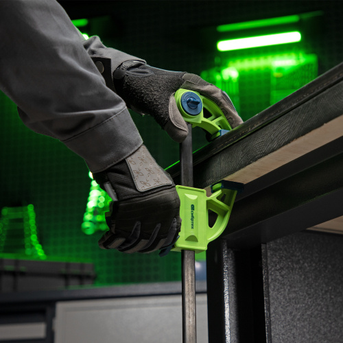 Струбцина F-образная, быстрозажимная, 450 х 70 х 660 мм, пластиковый корпус, фиксатор, двухкомпонентная рукоятка Сибртех по ценам производителя в Москве с доставкой по всей России