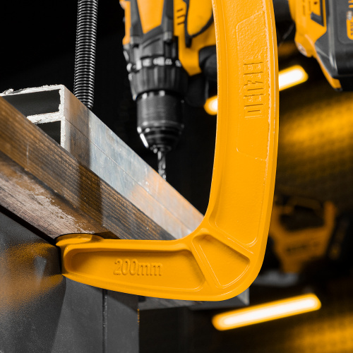 Струбцина G-образная, усиленная, 200 мм Denzel по ценам производителя в Москве с доставкой по всей России