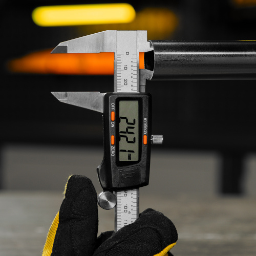 Штангенциркуль, 150 мм, электронный, с глубиномером Denzel по ценам производителя в Москве с доставкой по всей России