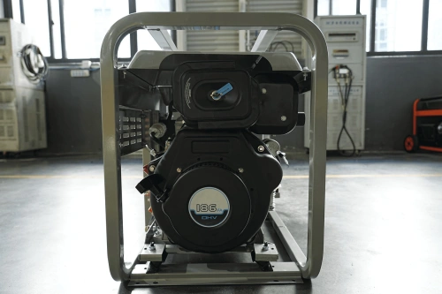 Генератор дизельный 5,0 кВт 220В с электростартером и колесами TOR KM5000D по ценам производителя в Москве с доставкой по всей России