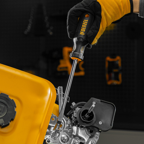 Отвертка SL8x150 мм, CrV, трехкомпонентная рукоятка Denzel по ценам производителя в Москве с доставкой по всей России