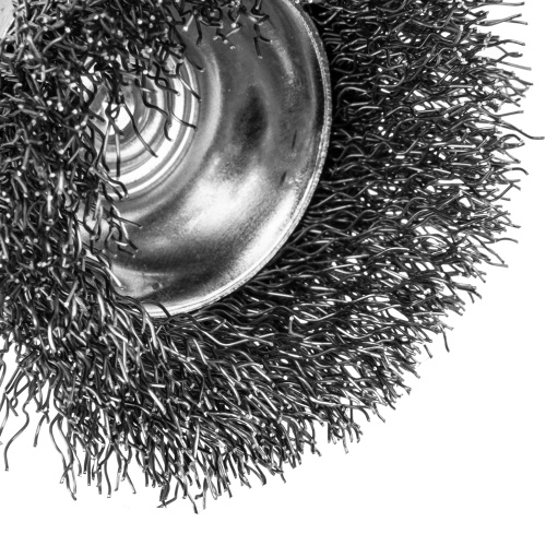 Набор щеток для дрели, 2 Плоские 50-75мм, 3 Чашки 25-50-75мм, шпилька,  нерж.вит. проволока Denzel по ценам производителя в Москве с доставкой по всей России