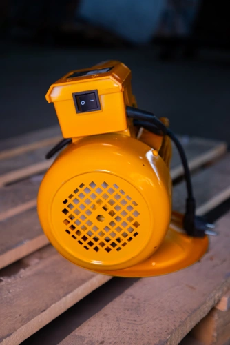 Электропривод глубинного вибратора для бетона 2,2 кВт TOR ZN70-JT (японский тип) по ценам производителя в Москве с доставкой по всей России