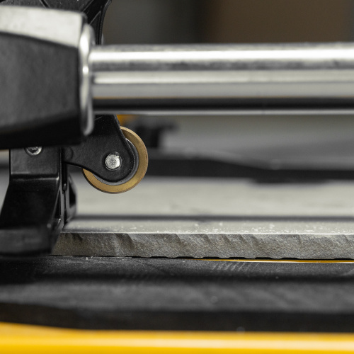 Плиткорез 600х14мм, цельнометал. напр., каретка на подш., стальная станина, рукоятка-пенал Denzel по ценам производителя в Москве с доставкой по всей России