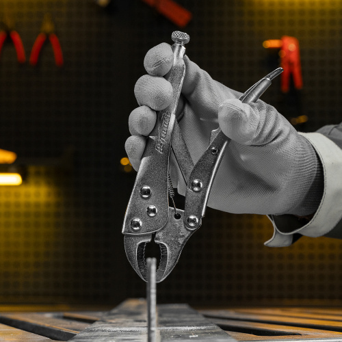 Зажим ручной, 180 мм, полукруглый захват Sparta по ценам производителя в Москве с доставкой по всей России