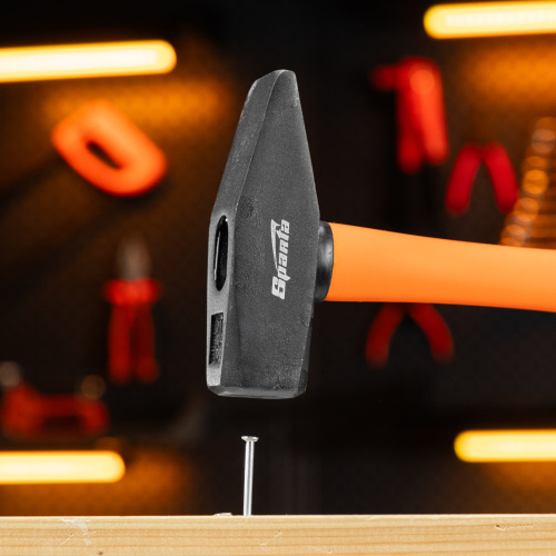 Молоток слесарный, 1000 г, фибергласовая обрезиненная рукоятка Sparta по ценам производителя в Москве с доставкой по всей России