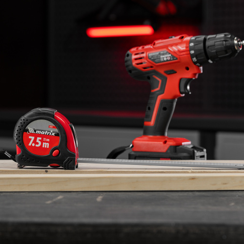 Рулетка Status Magnet fixation,7,5 м х 25 мм,обрезиненный корпус,зацеп с магнитом Matrix по ценам производителя в Москве с доставкой по всей России