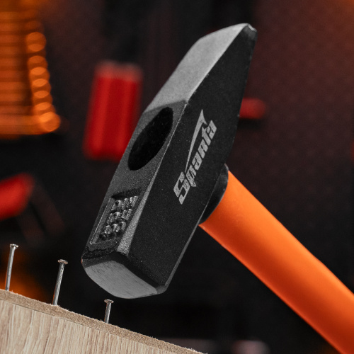 Молоток слесарный, 400 г, фибергласовая обрезиненная рукоятка Sparta по ценам производителя в Москве с доставкой по всей России