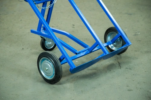 Тележка для баллонов пропан + кислород TOR ТГК-П, 2 баллона (250 резина + 160 поворотное) по ценам производителя в Москве с доставкой по всей России