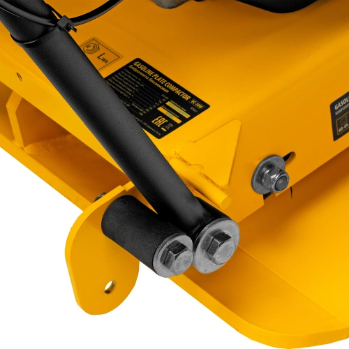 Виброплита бензиновая VC-30W, 30 кН, 60*45 см, 196 см3, бак для воды Denzel по ценам производителя в Москве с доставкой по всей России