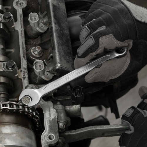 Набор инструментов, 1/2", 1/4", CrV, пластиковый кейс 98 предметов Stels по ценам производителя в Москве с доставкой по всей России