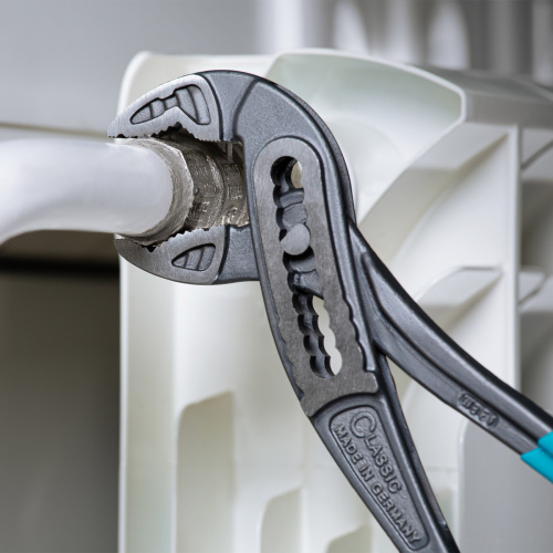 Клещи переставные, обливные рукоятки, хром-ванадий, 240 мм Gross по ценам производителя в Москве с доставкой по всей России