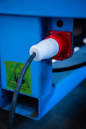 Подъемник ножничный передвижной аккумуляторный 500 кг, 12/14 м, 24/85 В/Ач TOR SJY-0,5-12 DC по ценам производителя в Москве с доставкой по всей России