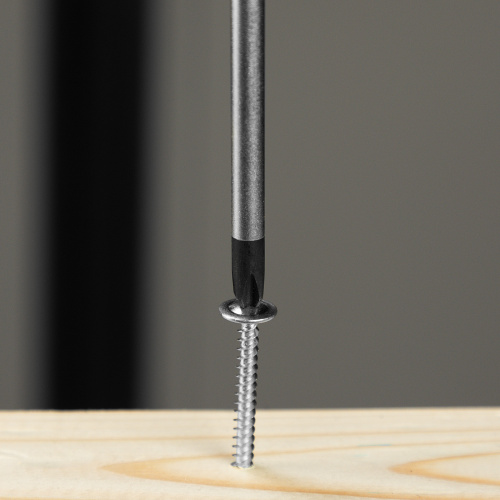 Отвертка, PH2х100 мм, S2, 3к рукоятка Denzel по ценам производителя в Москве с доставкой по всей России