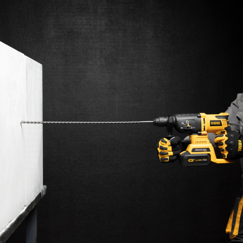 Бур по бетону, двойная спираль, три пылеотводящие кромки, 12 x 600 мм DENZEL по ценам производителя в Москве с доставкой по всей России