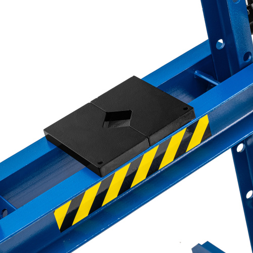 Пресс гидравлический с манометром и педалью, 12 т (комплект из 2 частей) Stels по ценам производителя в Москве с доставкой по всей России