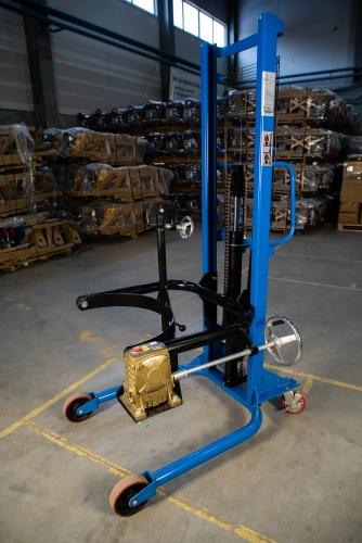 Штабелер-бочкокантователь гидравлический 0,35 т 2,5 м TOR COT по ценам производителя в Москве с доставкой по всей России