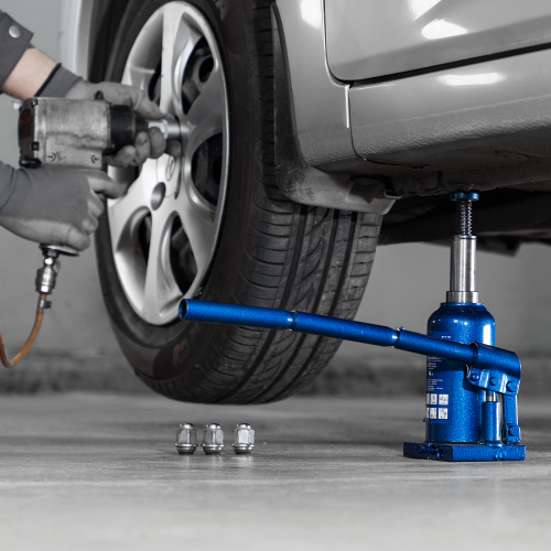 Домкрат гидравлический бутылочный телескопический, 4 т, H подъема 170-420 мм Stels по ценам производителя в Москве с доставкой по всей России